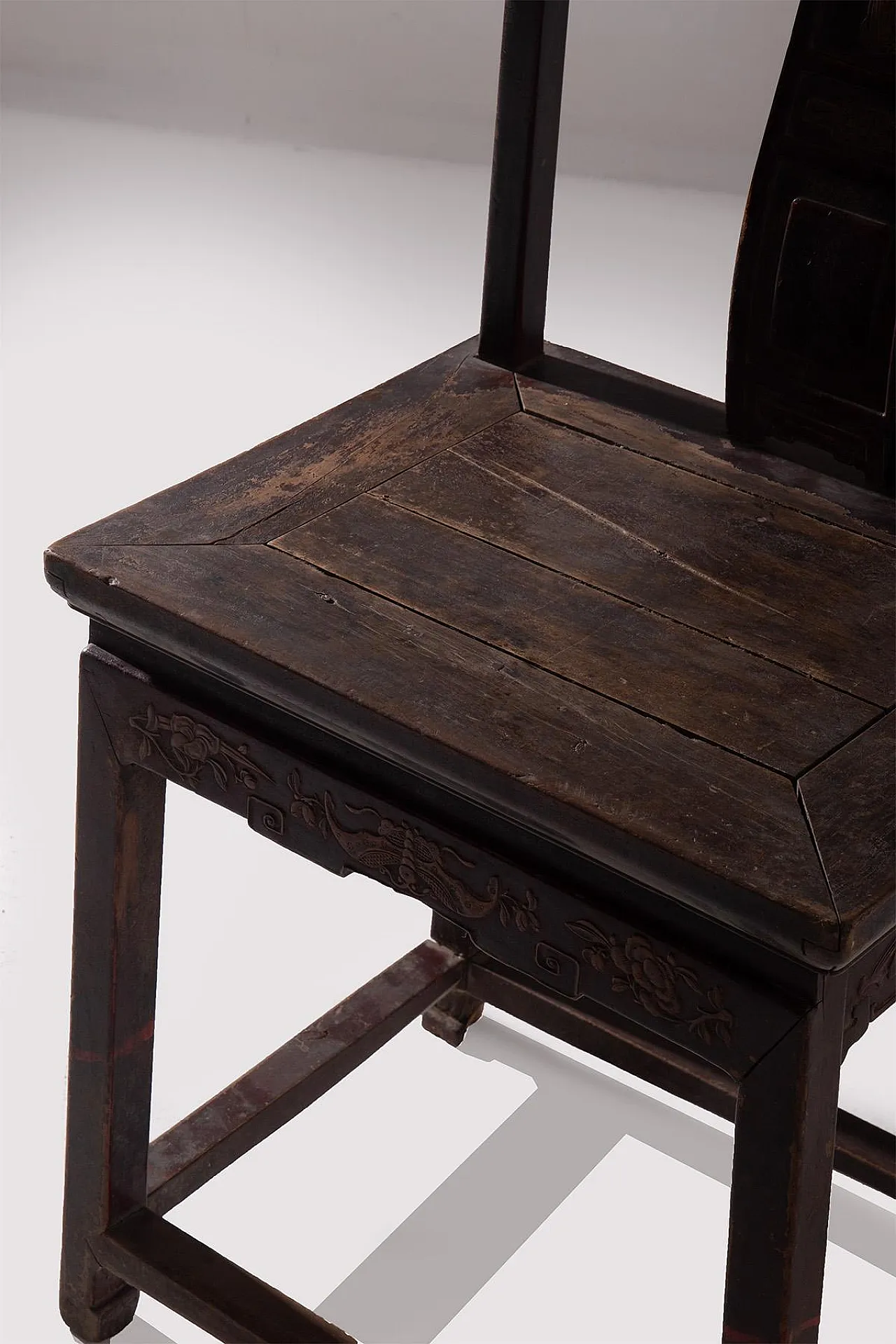 Chinese wooden chair in Ming dynasty style, 20th century 5