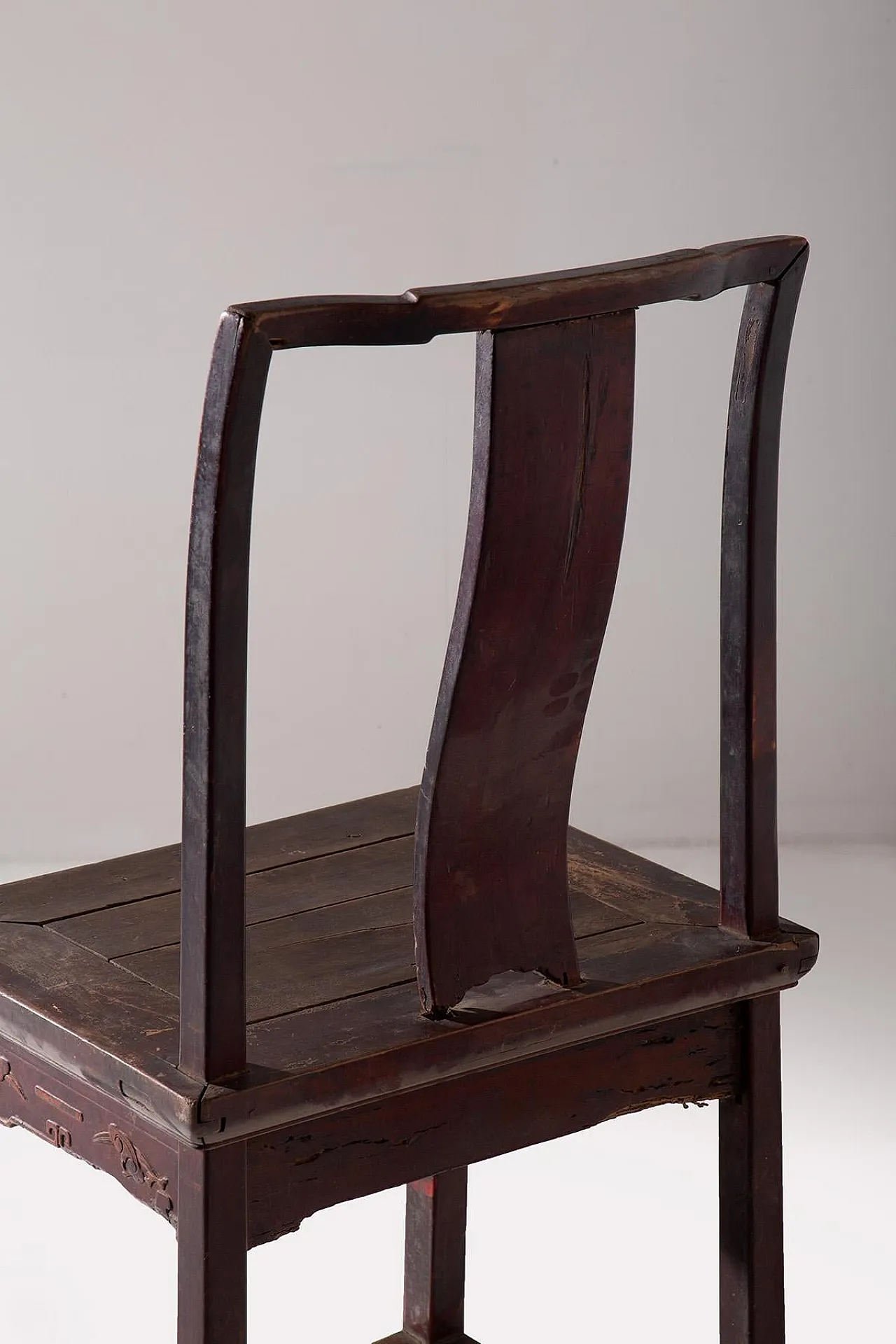 Chinese wooden chair in Ming dynasty style, 20th century 12