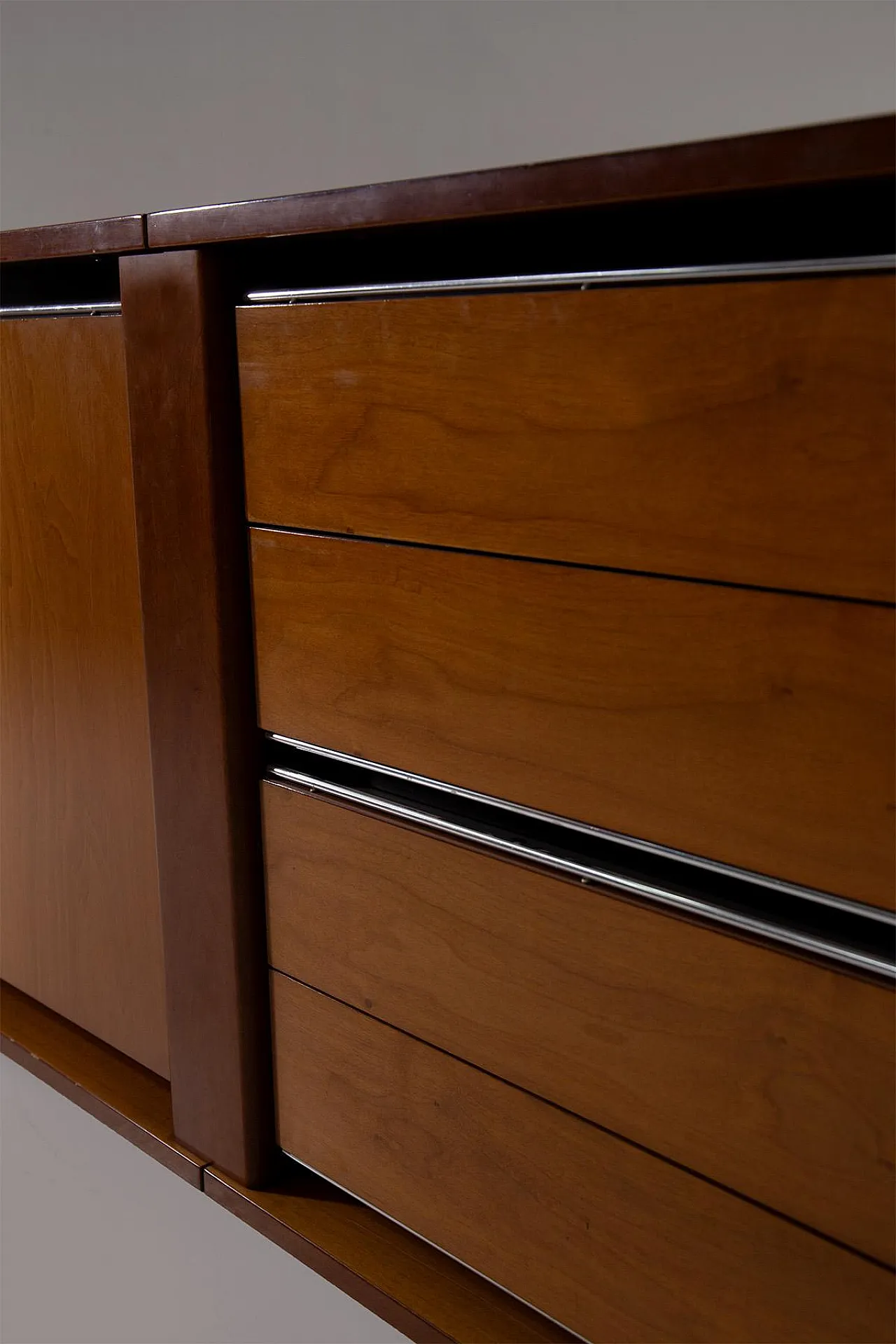 Credenza in legno e metallo, anni '70 4