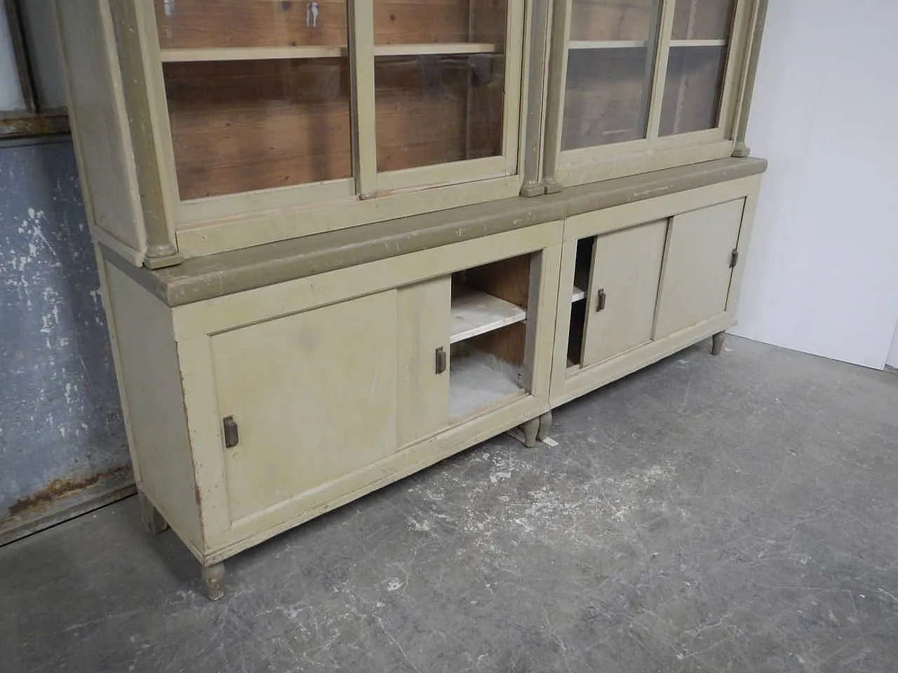 Lacquered fir bookcase, 1920 9