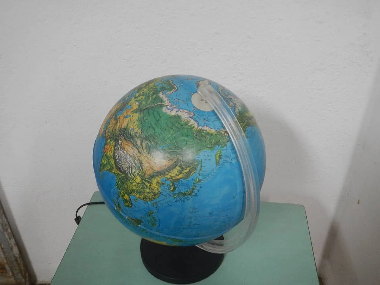 Luminous globe 1970 3