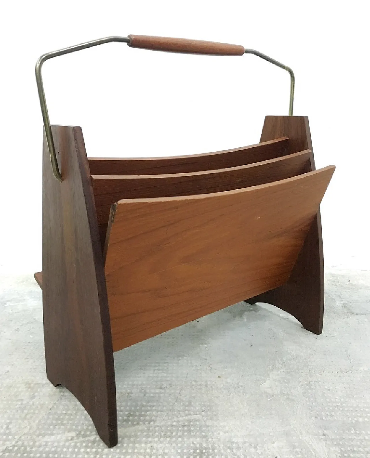 Teak magazine rack, 60s 4