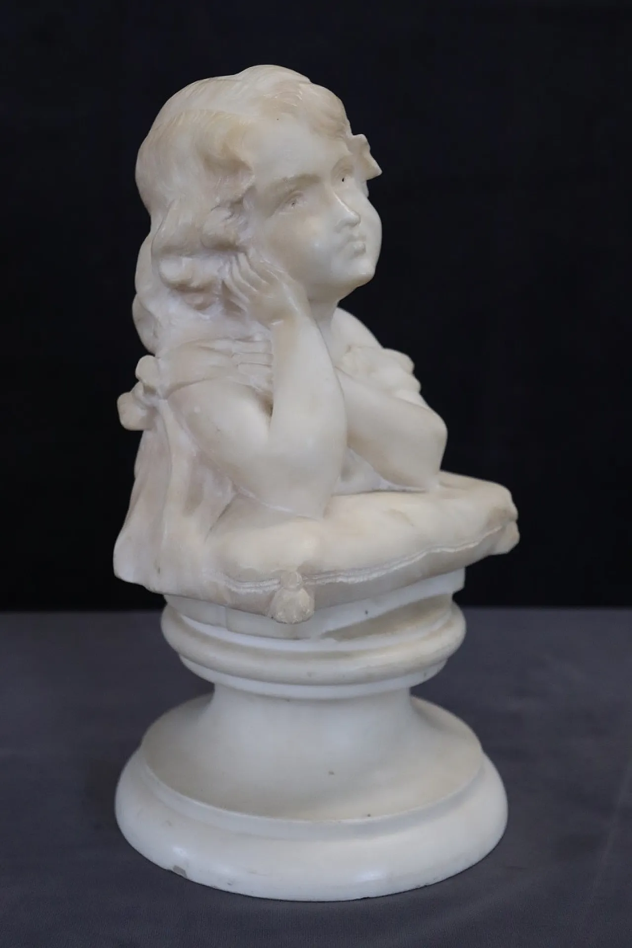 A.Frilli, White marble bust on base signed , 19th century 2