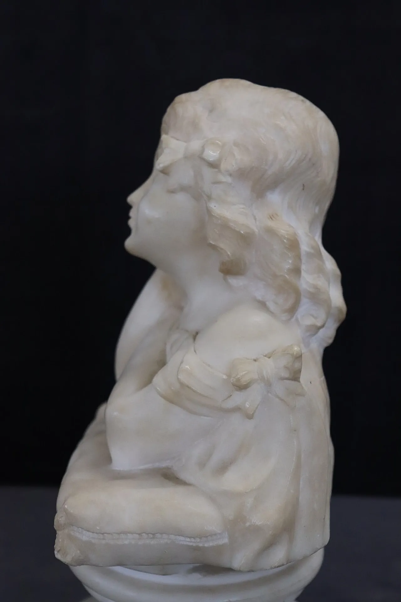 A.Frilli, White marble bust on base signed , 19th century 9