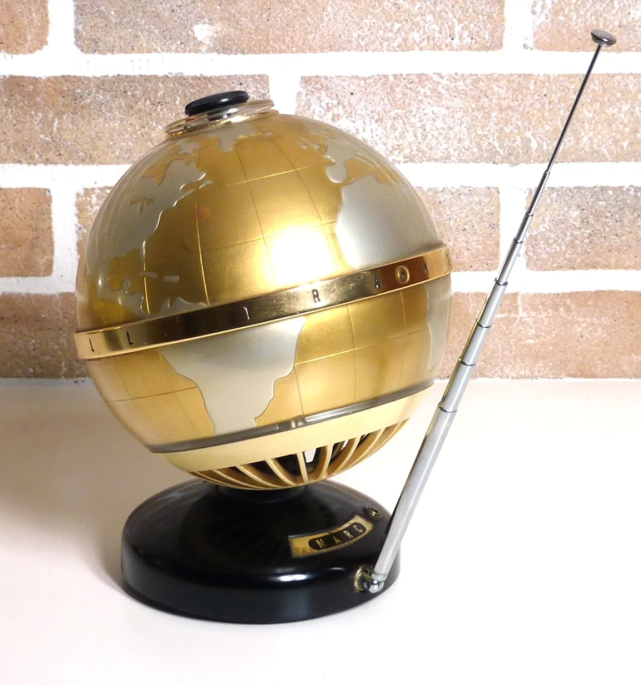 Radio Globe Marc, 1960 4