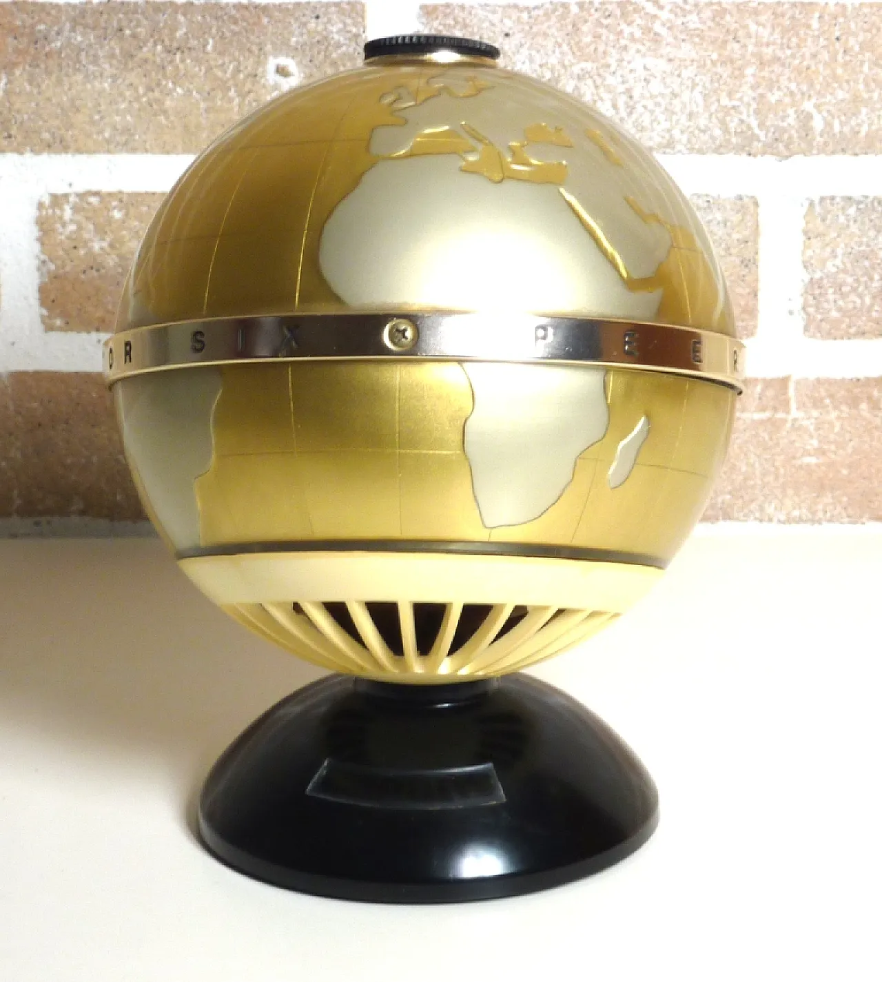 Radio Globe Peerless, 1960 1