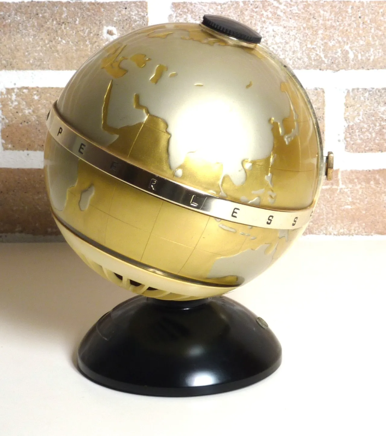 Radio Globe Peerless, 1960 3