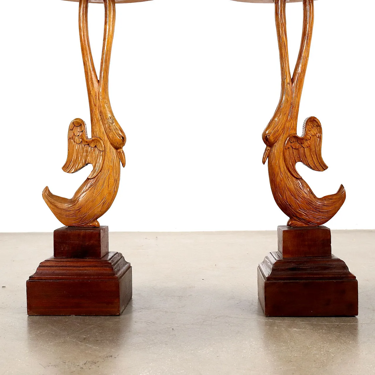 Pair of sculptural wood Guèridons with swan support, 19th century 4