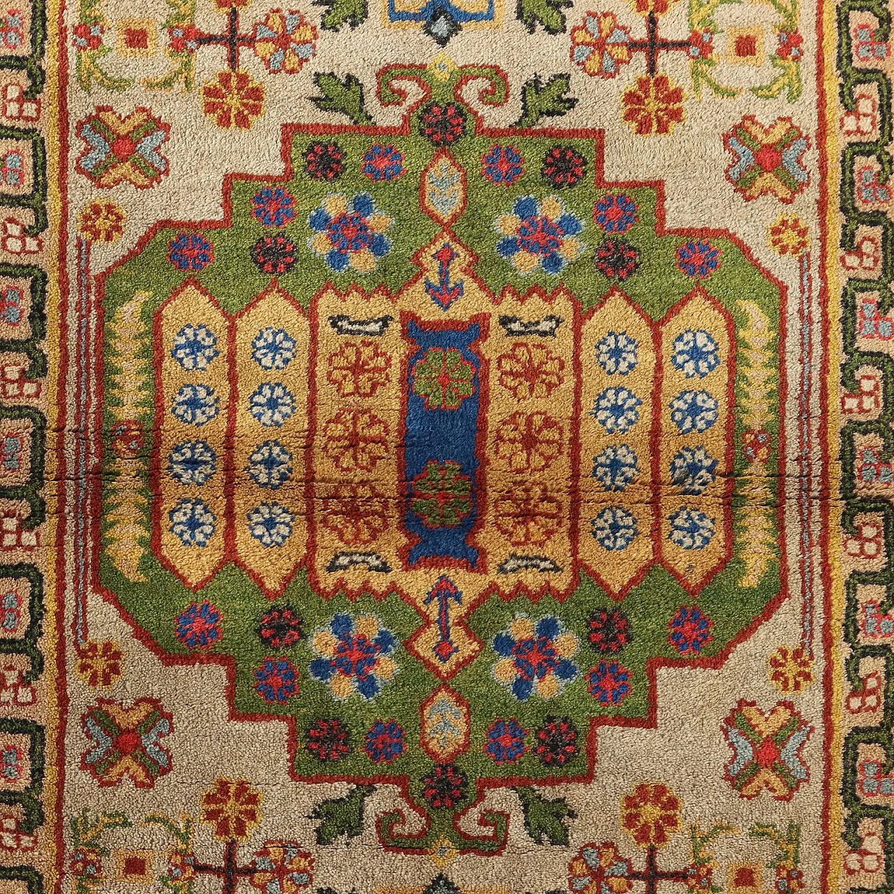 Ardebil cotton and wool Iranian carpet 3