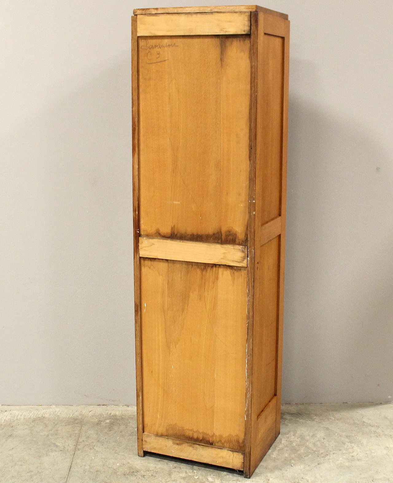 Filing archive filing cabinet with oak shutter, early '900 9