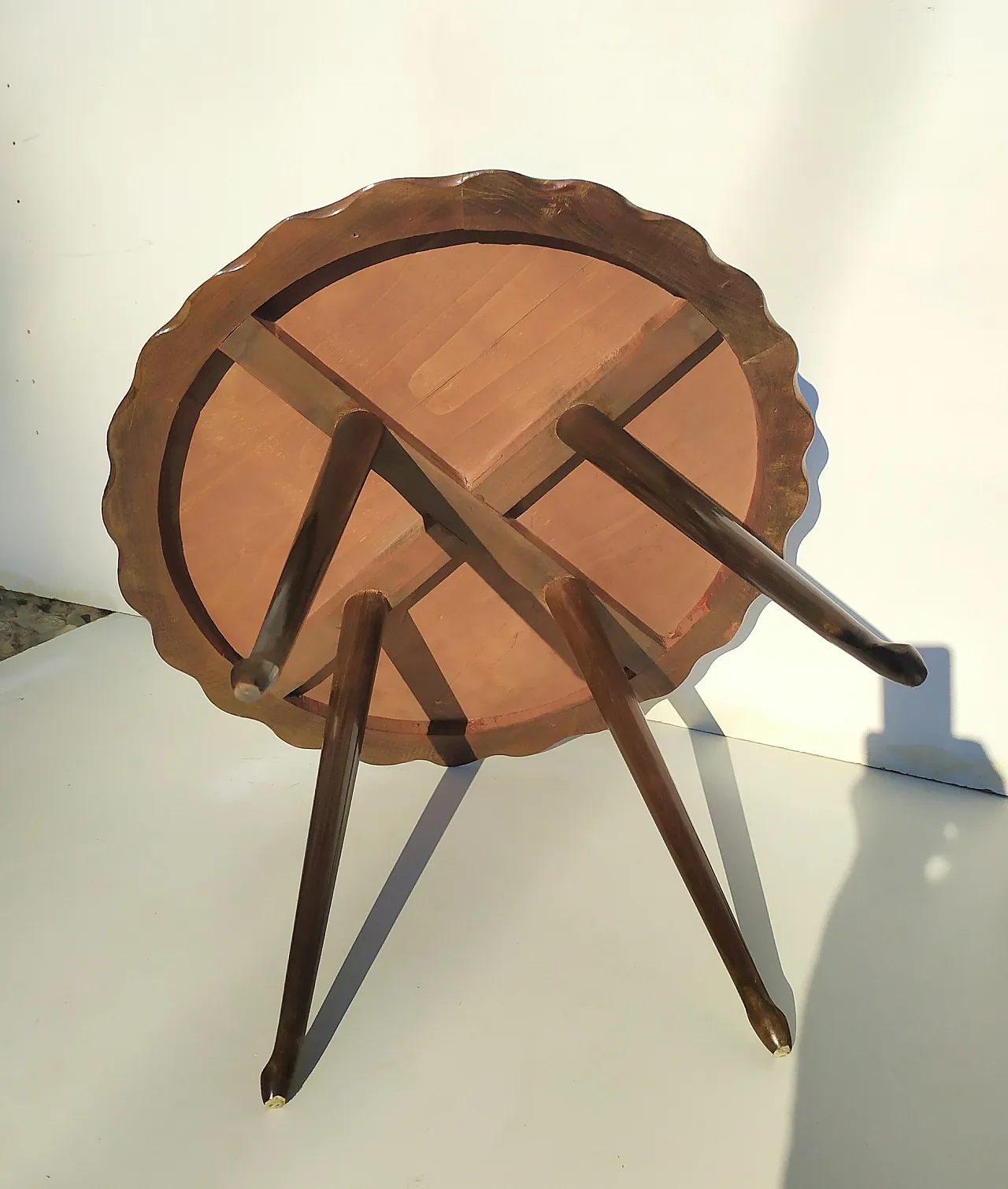 Round mahogany coffee table attributed to Paolo Buffa, 1940s 14