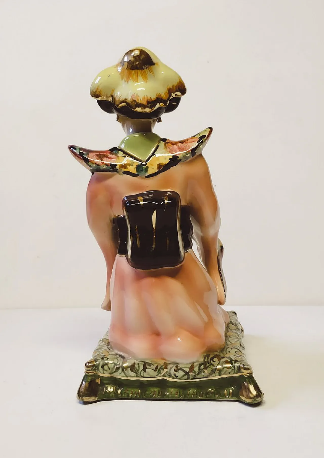 Scultura Geisha in porcellana di Girardi, anni '50 3