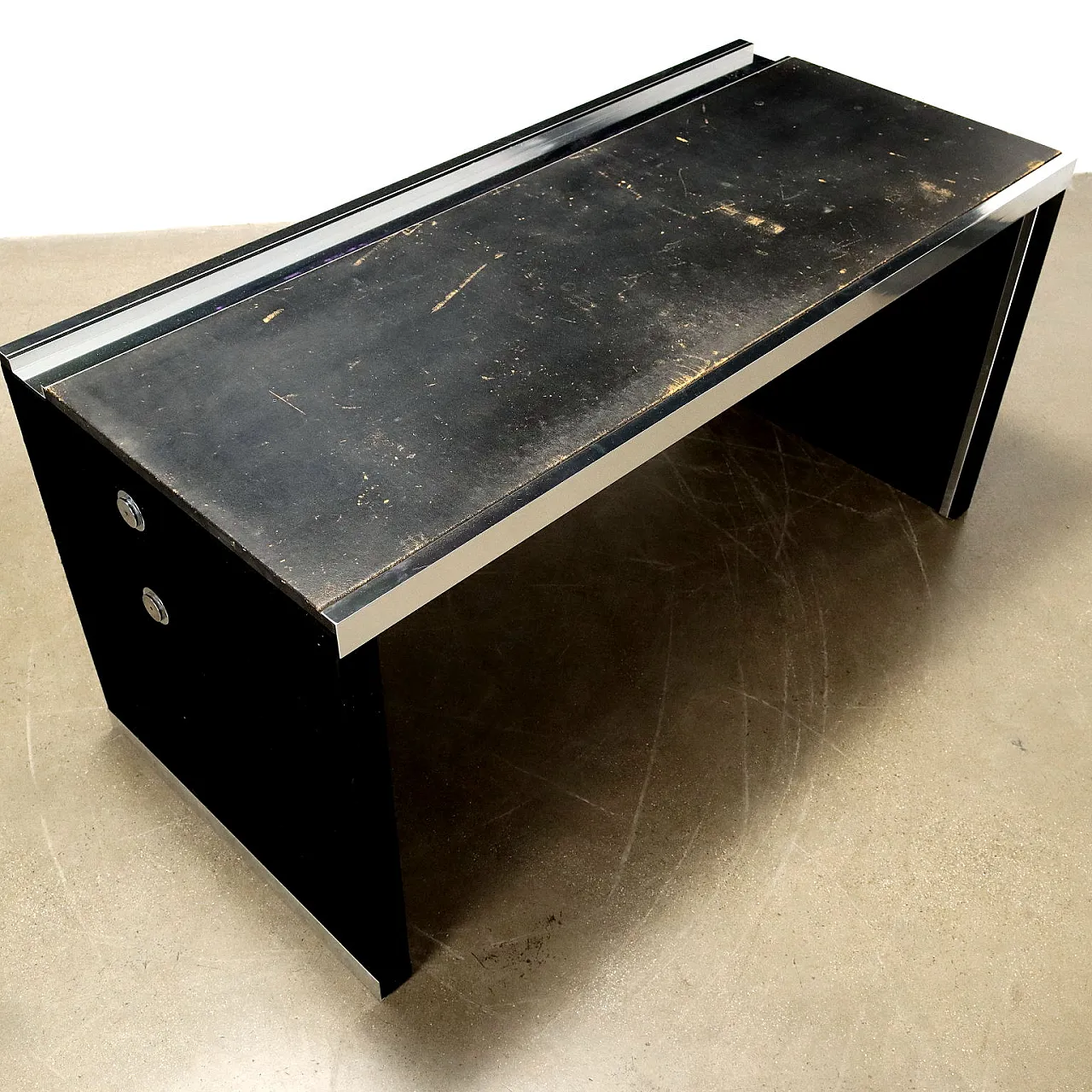 Aluminium desk by Guido Faleschini, 1970s 3