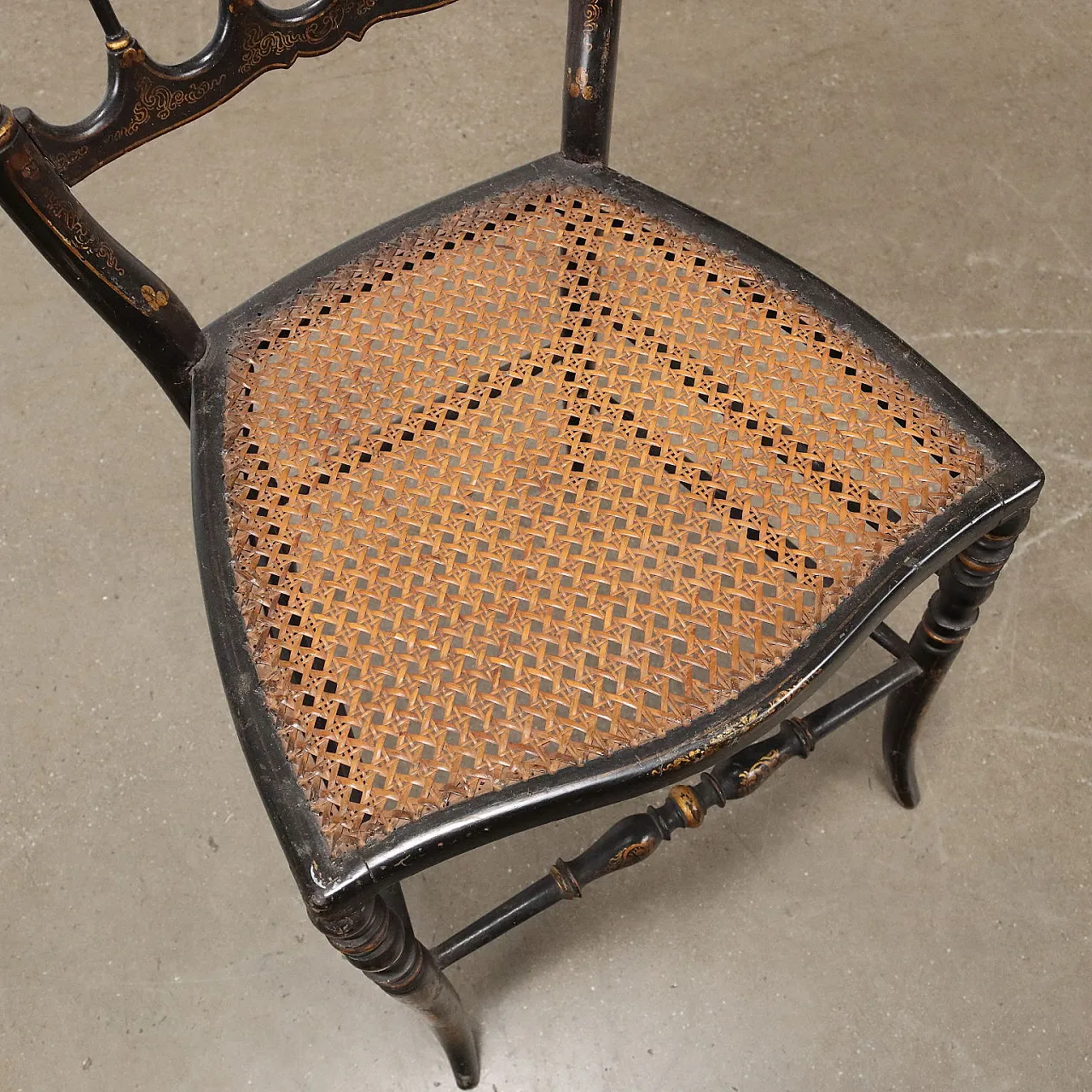 4 Chiavarine beech and straw chairs, 19th century 7