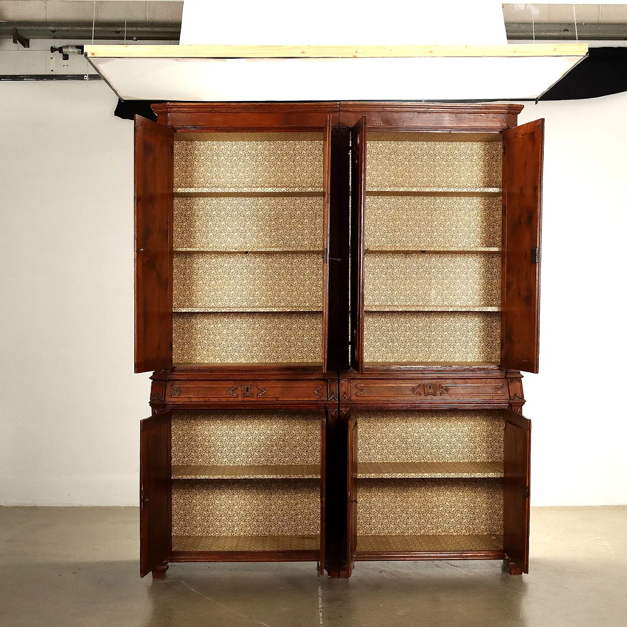 Credenza a doppio corpo in abete e pioppo, '700 3