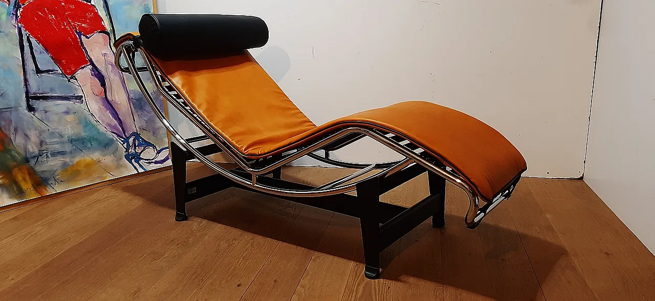 ALIVAR Chaise Longue LC4 in Cognac and black leather, 2000s 65