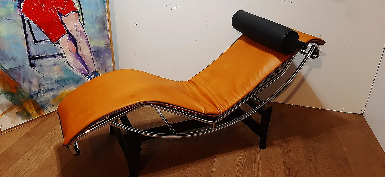 ALIVAR Chaise Longue LC4 in Cognac and black leather, 2000s 89