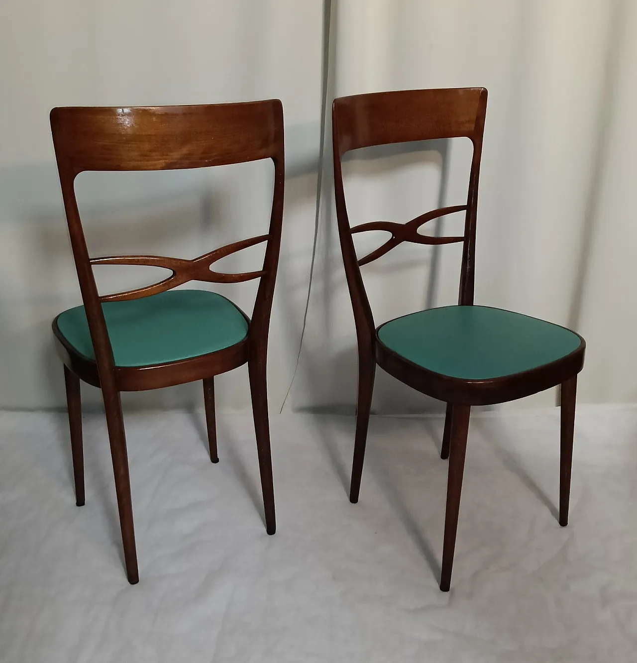 Pair of chairs by Melchiorre Bega, 1950s 2