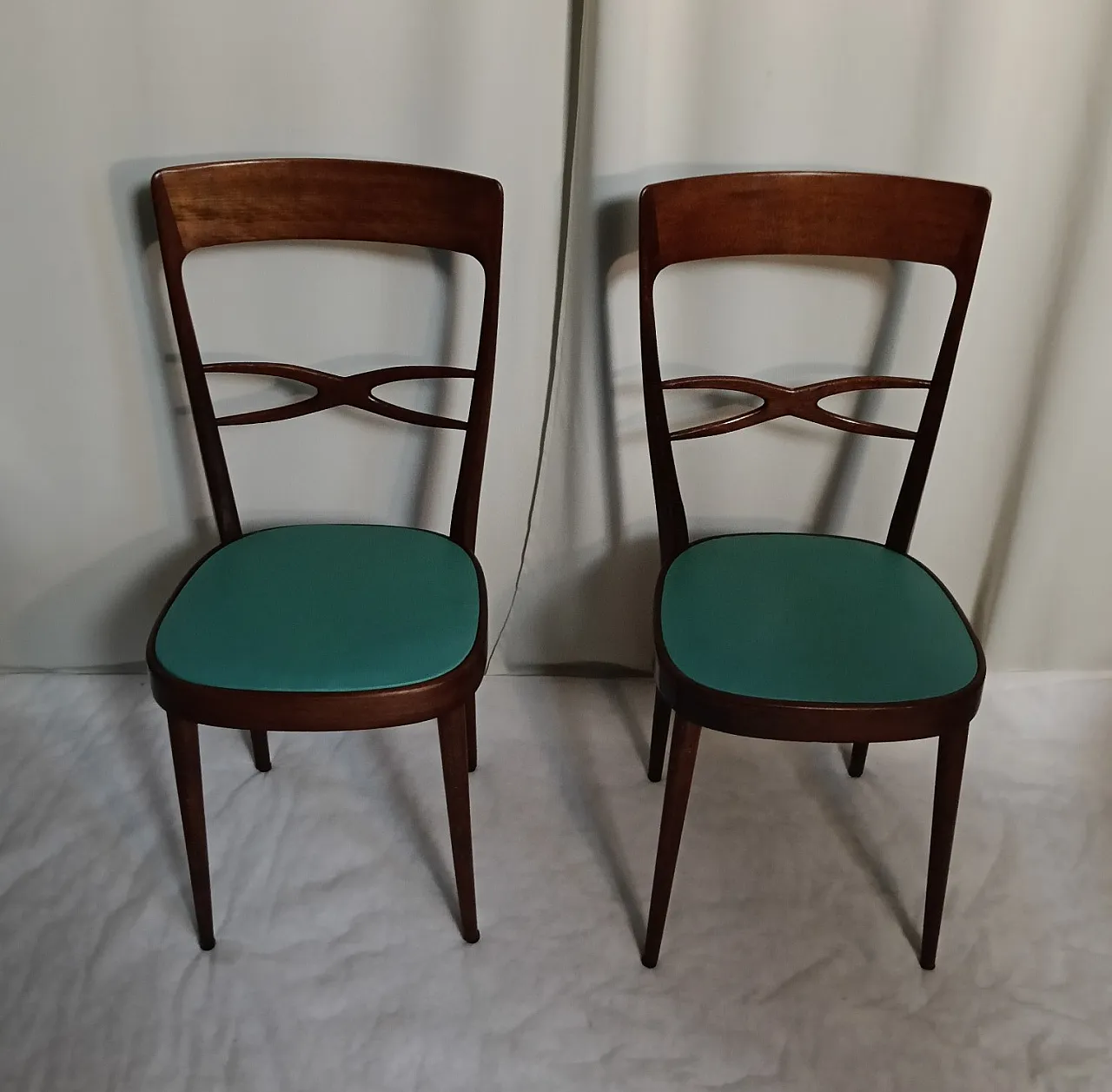 Pair of chairs by Melchiorre Bega, 1950s 7