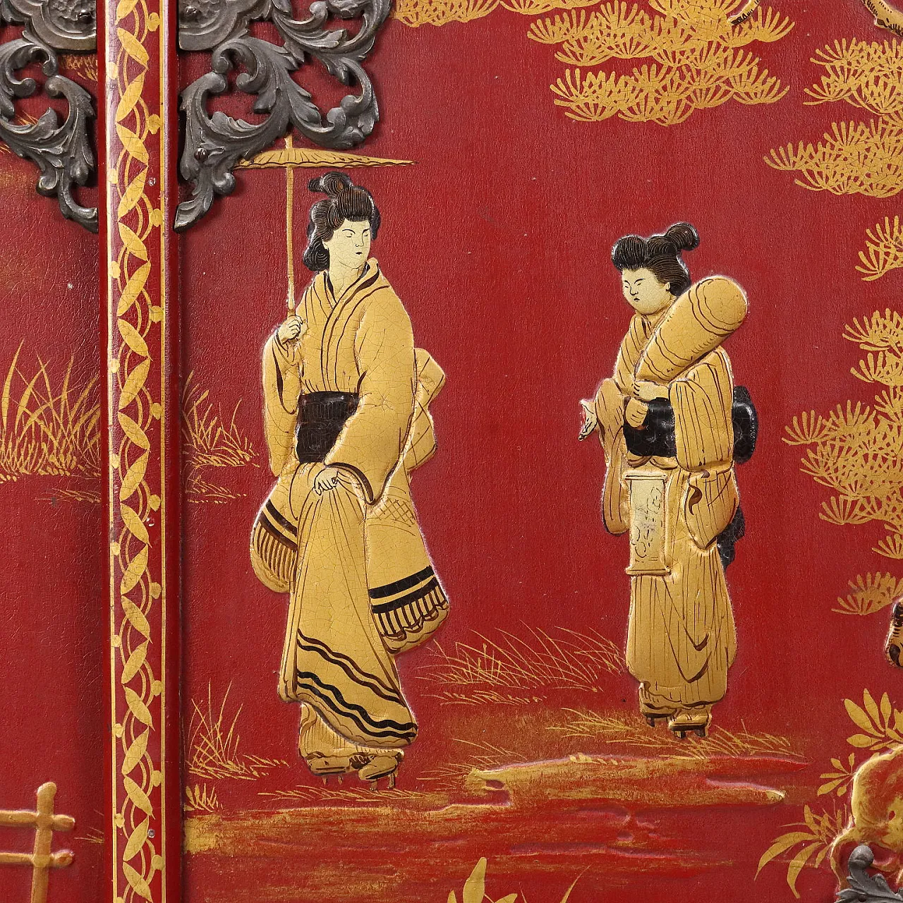 Wooden bar cabinet in Chinoiserie style, 20th century 4