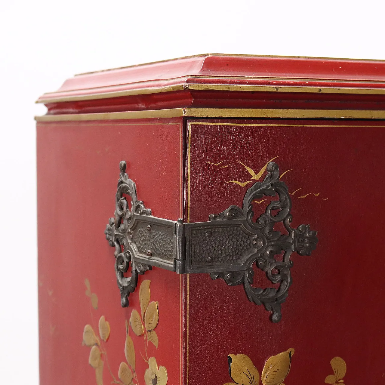 Wooden bar cabinet in Chinoiserie style, 20th century 5