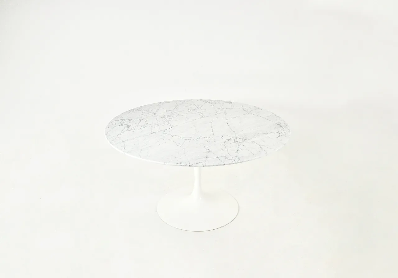 Tulip Dining Table by Eero Saarinen for Knoll, 1990s 1