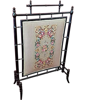 Fireplace screen in wood and embroidered fabric, 20th century