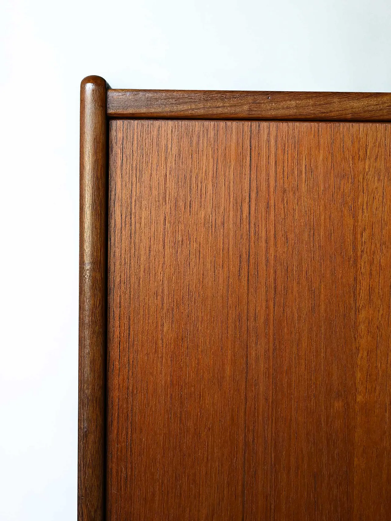 Sideboard di modernariato in teak, anni '60 7