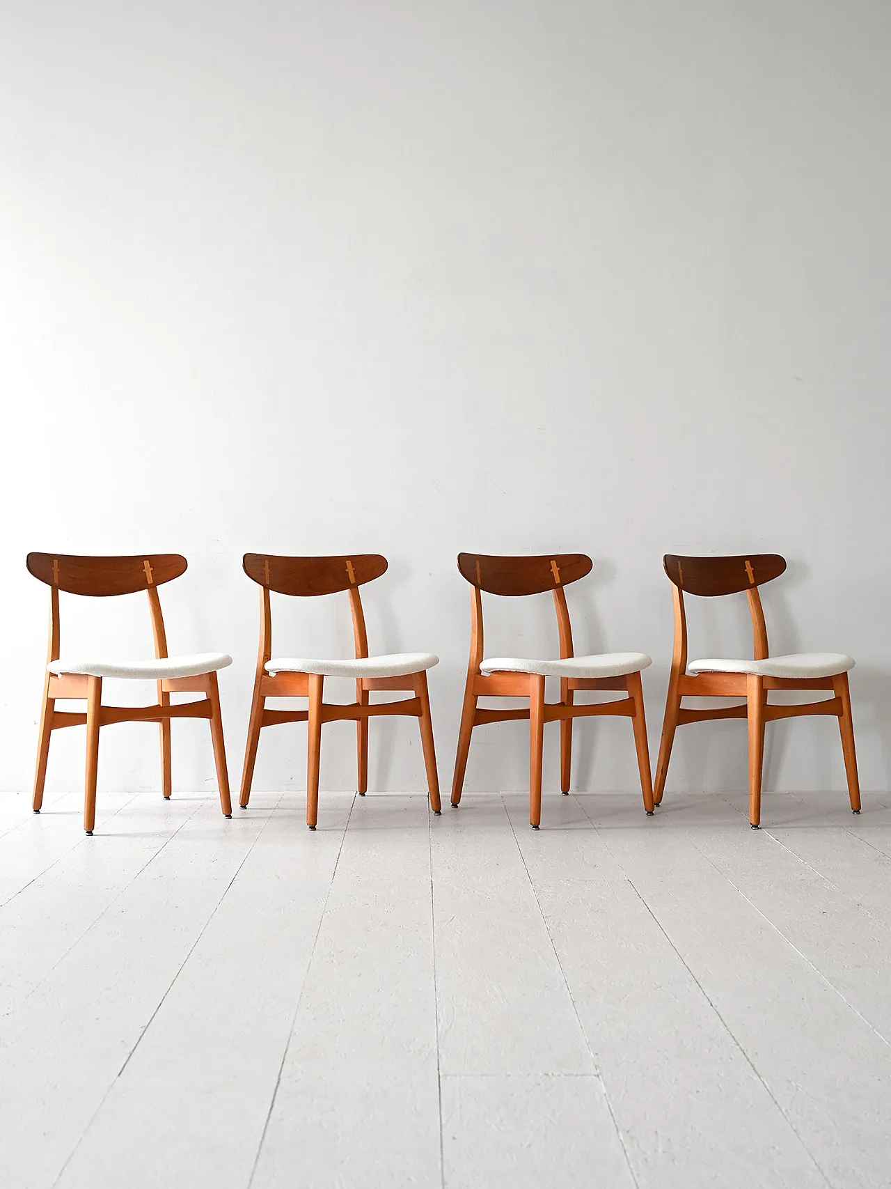 4 Sedie di Hans Wegner in legno, anni '60 3