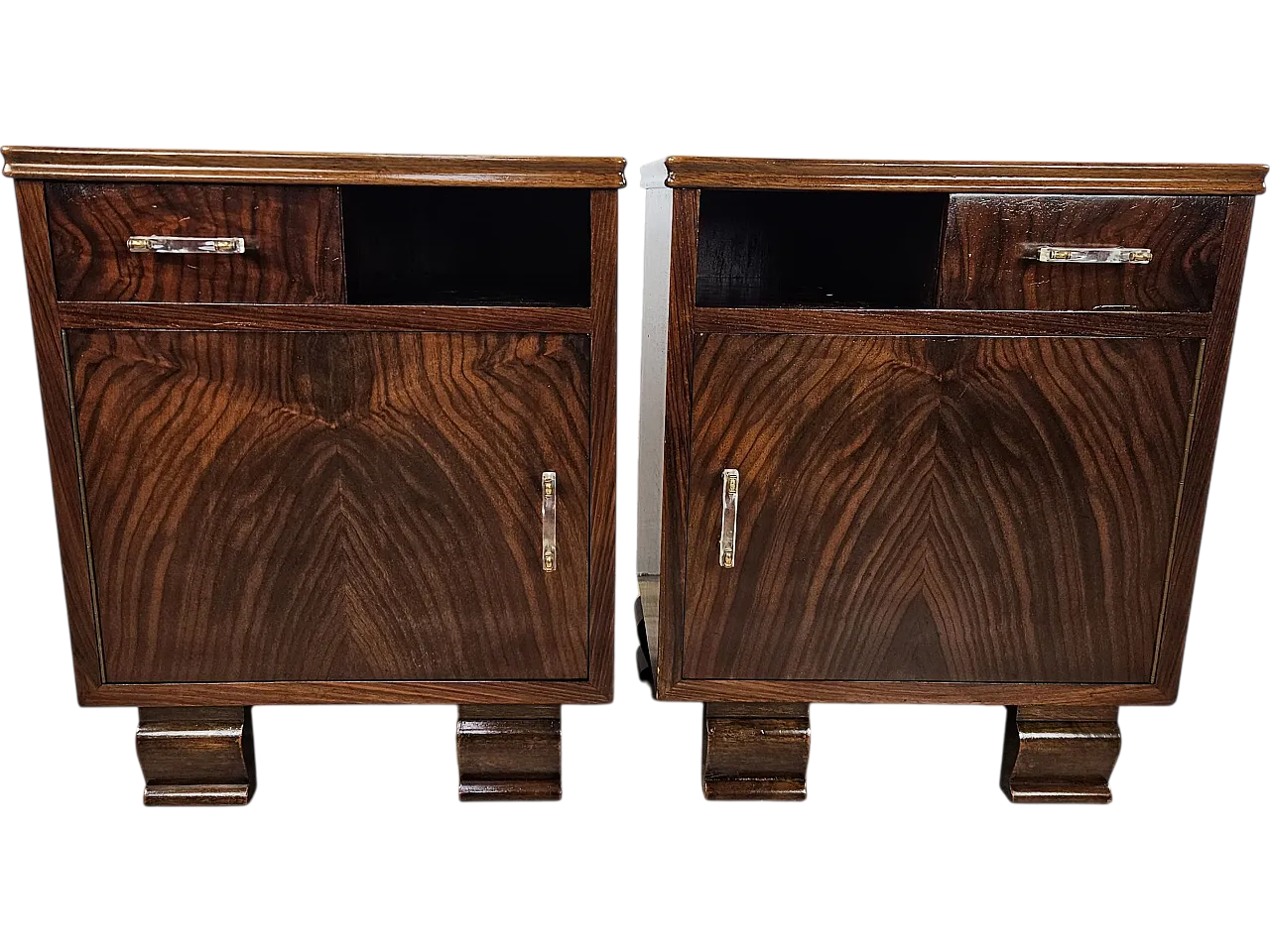 Pair of Art Deco Venetian bedside tables, 1940s 28