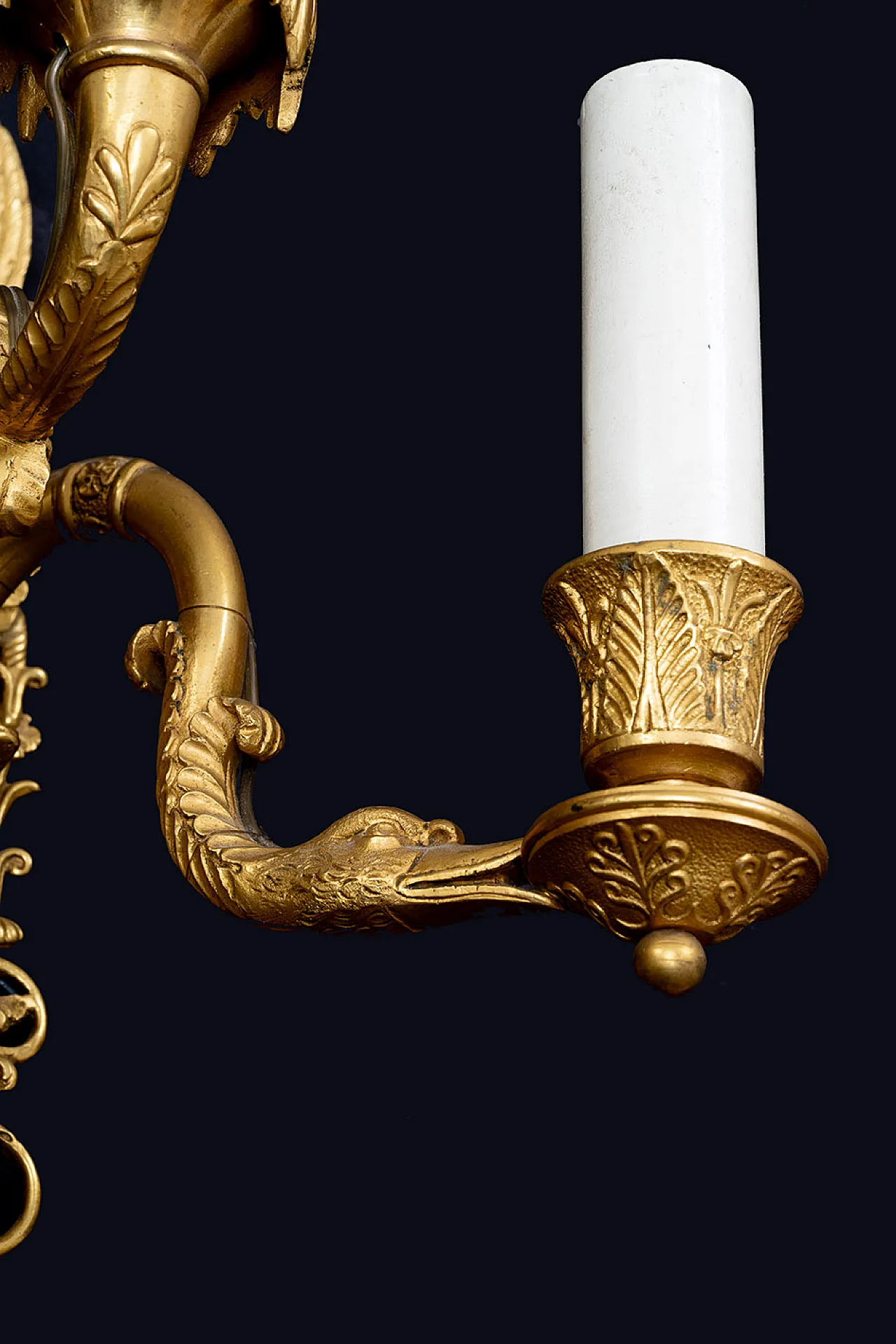 Pair of Empire sconces in chiselled gilded bronze, 19th century 3