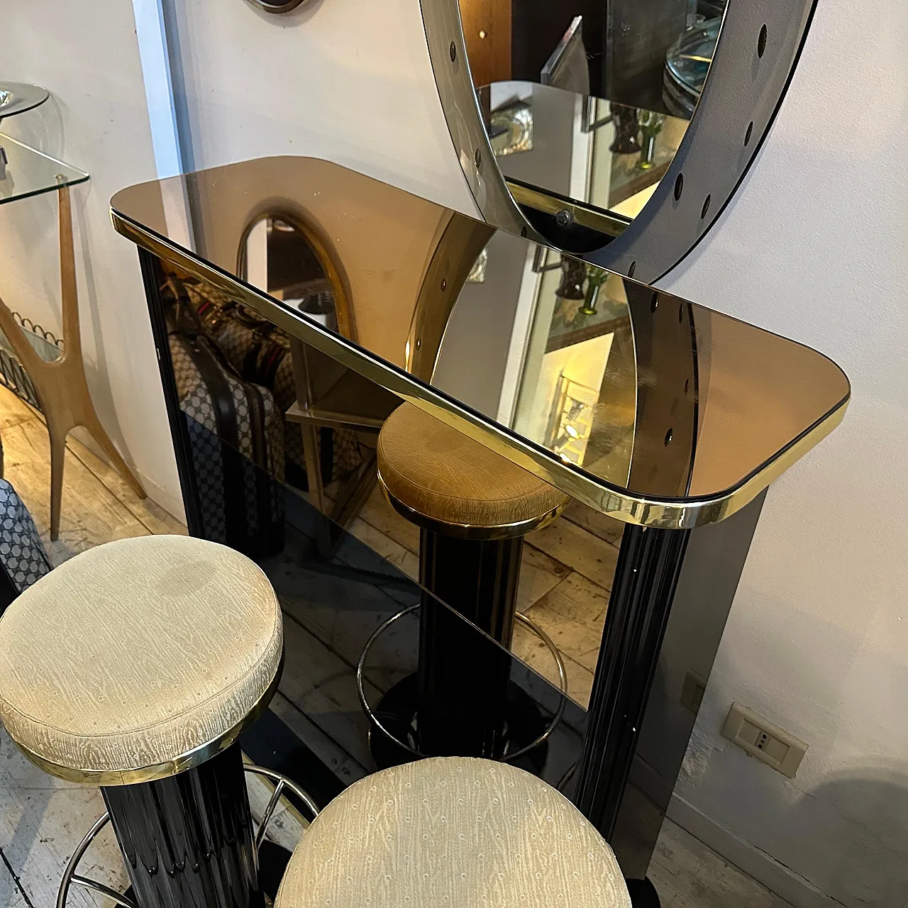 Bar cabinet with stools, 1960s 4