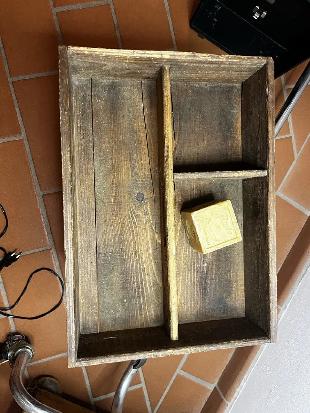 Antica scatola  porta posate o attrezz in legno, '900 1