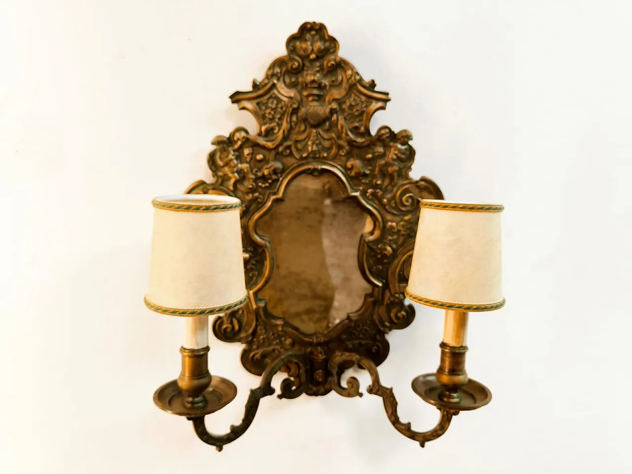 Wall sconce with central mirror and parchment lampshades, 1940s 21