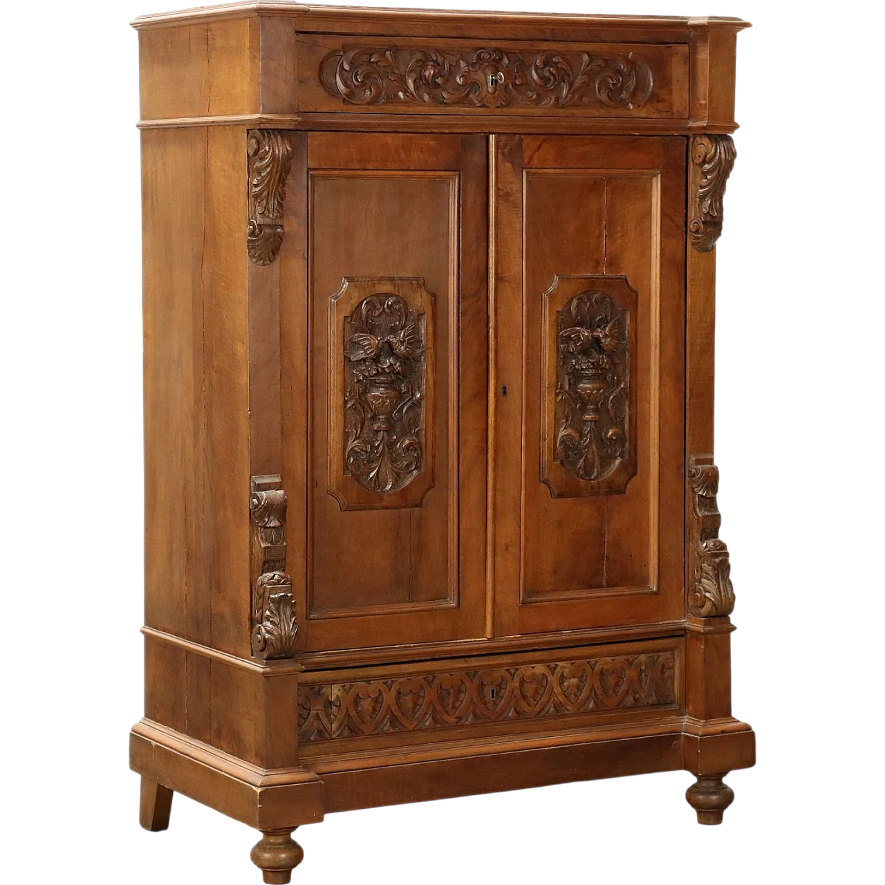 Neo-Renaissance walnut sideboard, 19th century 11