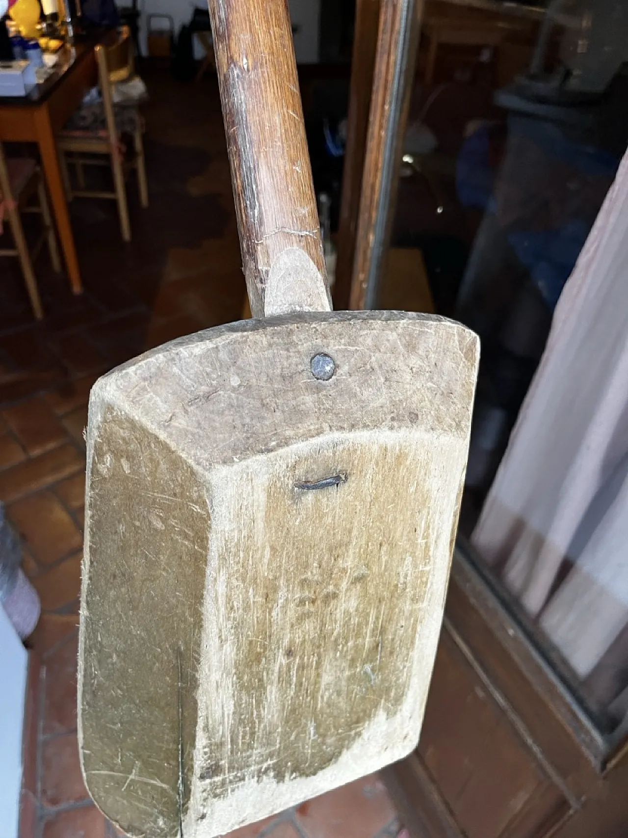 Rustic Grain shovel in wood, Italy, early 20th century 3