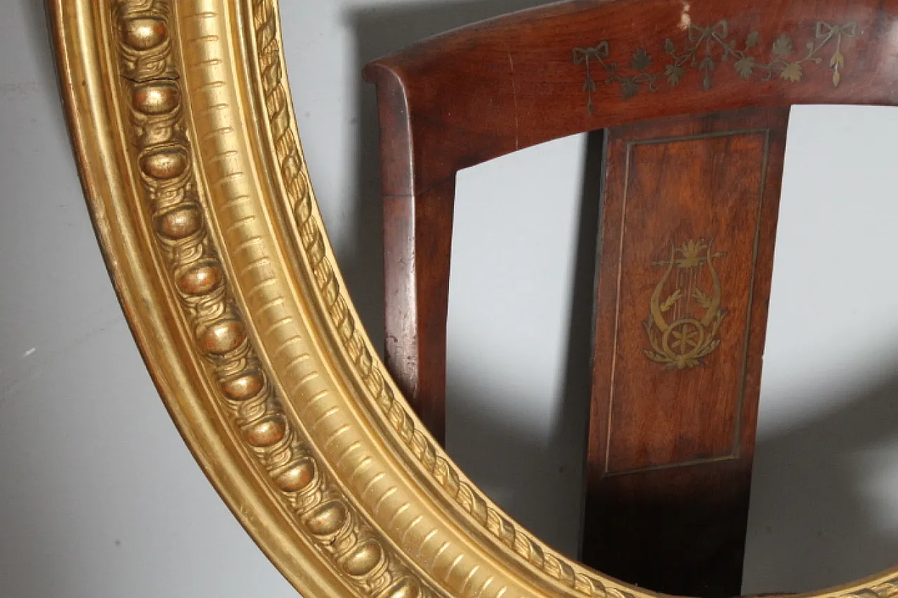 Pair of gold-leaf gilded oval beveled frames, 19th century 3