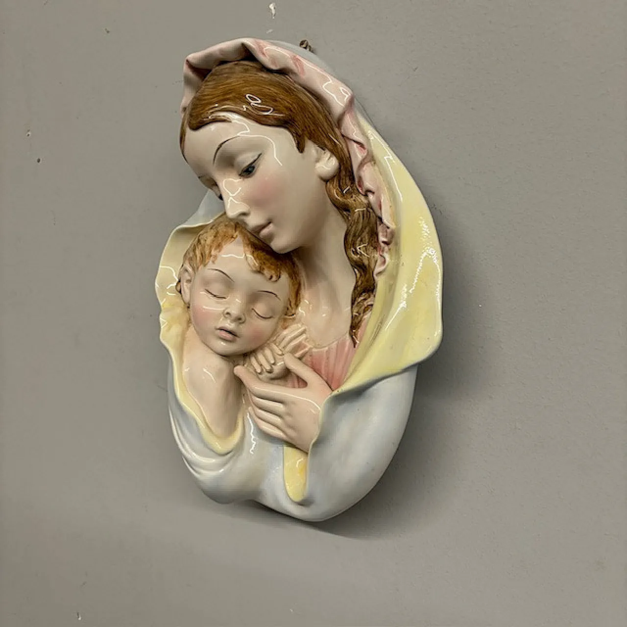 Maiolica policroma Vergine e bambino Toscana, anni '50 2