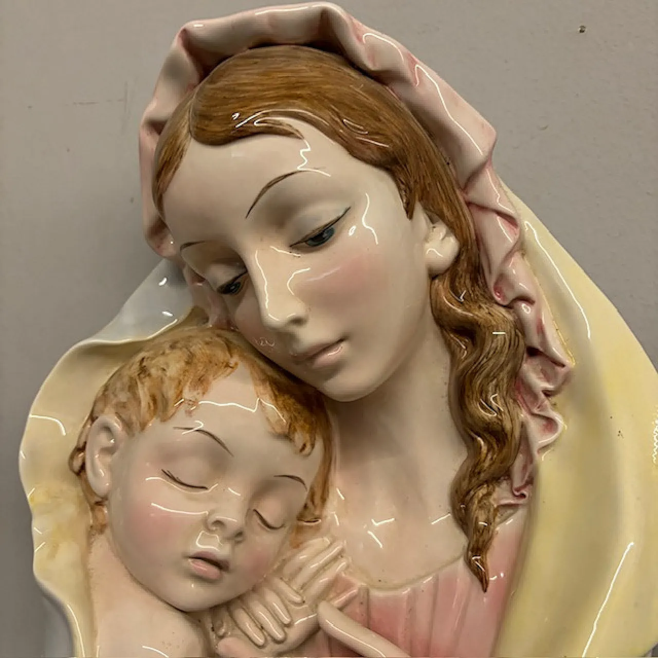 Maiolica policroma Vergine e bambino Toscana, anni '50 3