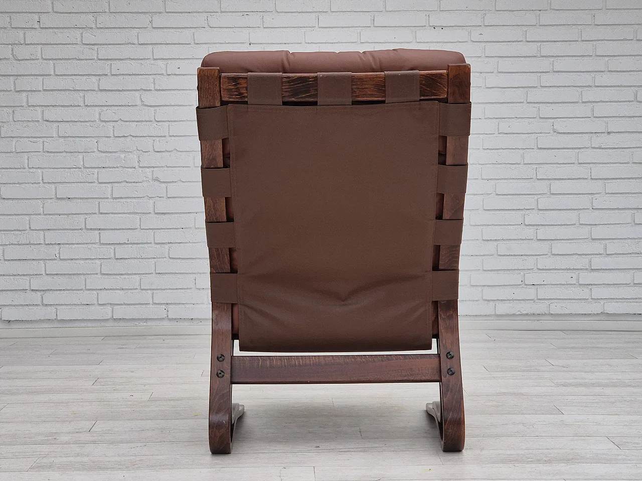 Scandinavian lounge chair leather, 1970s 16