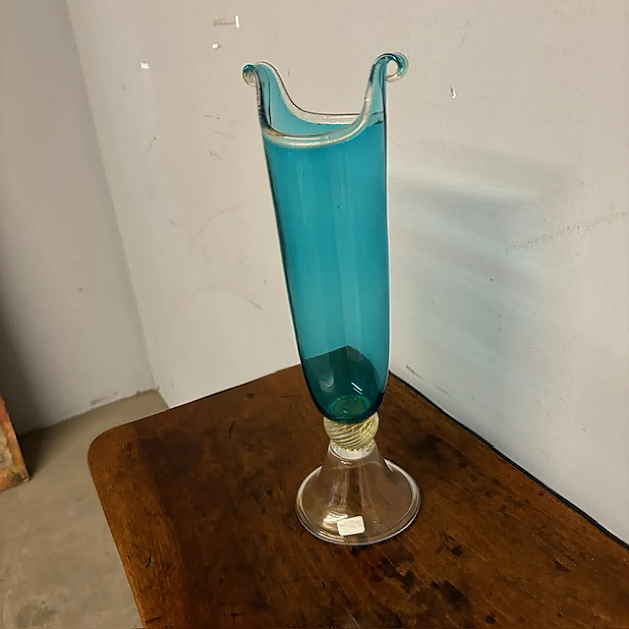 Turquoise and gold Murano glass vase. engraved signed Murrina, '900 4