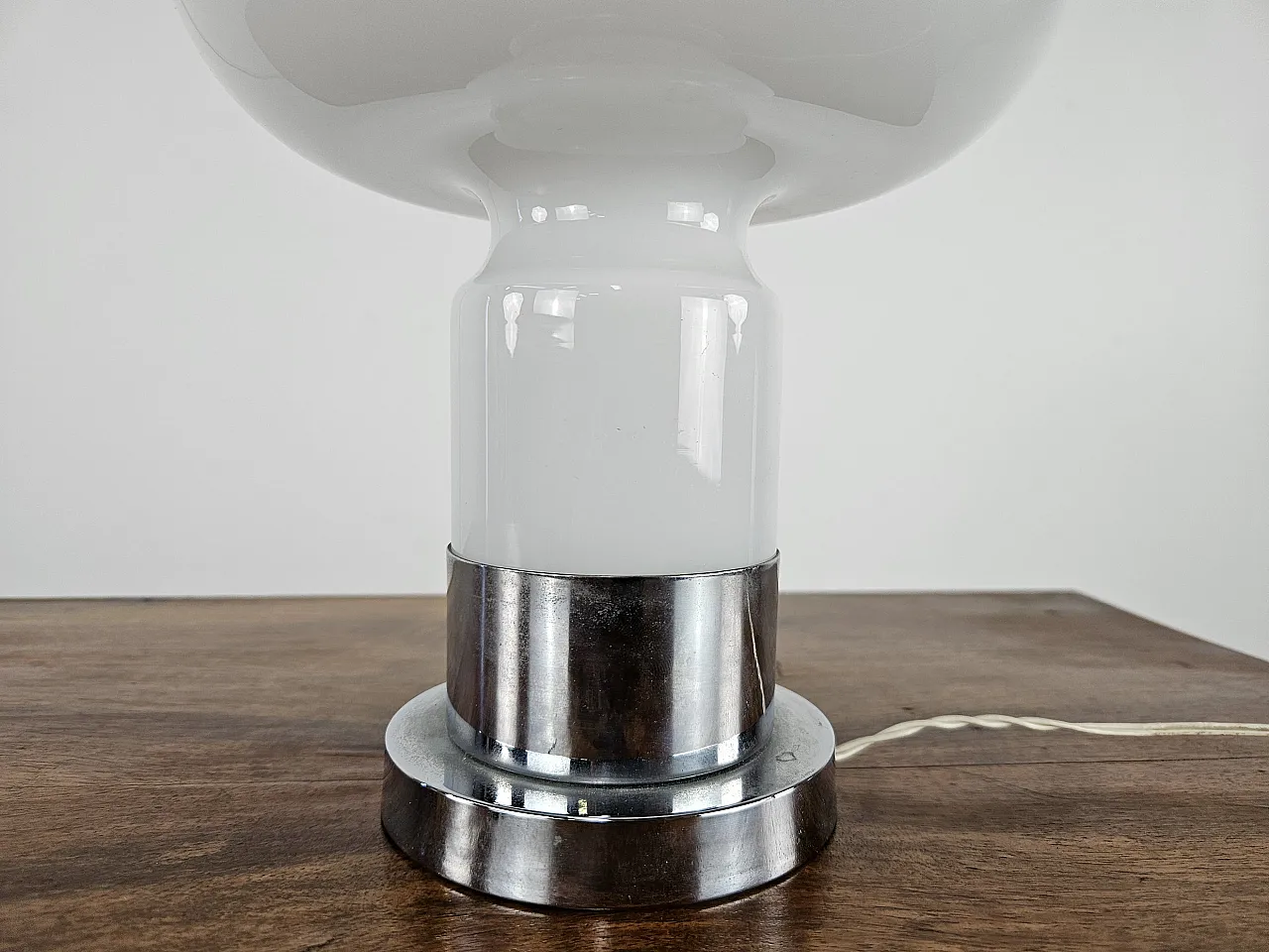 Table lamp in glass and metal, 70s 2