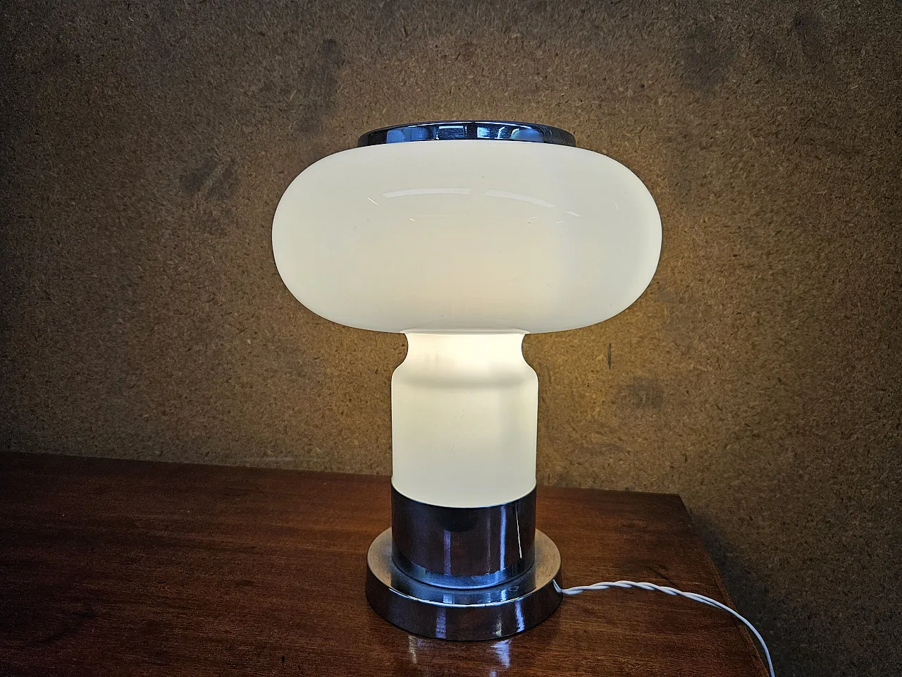 Table lamp in glass and metal, 70s 10