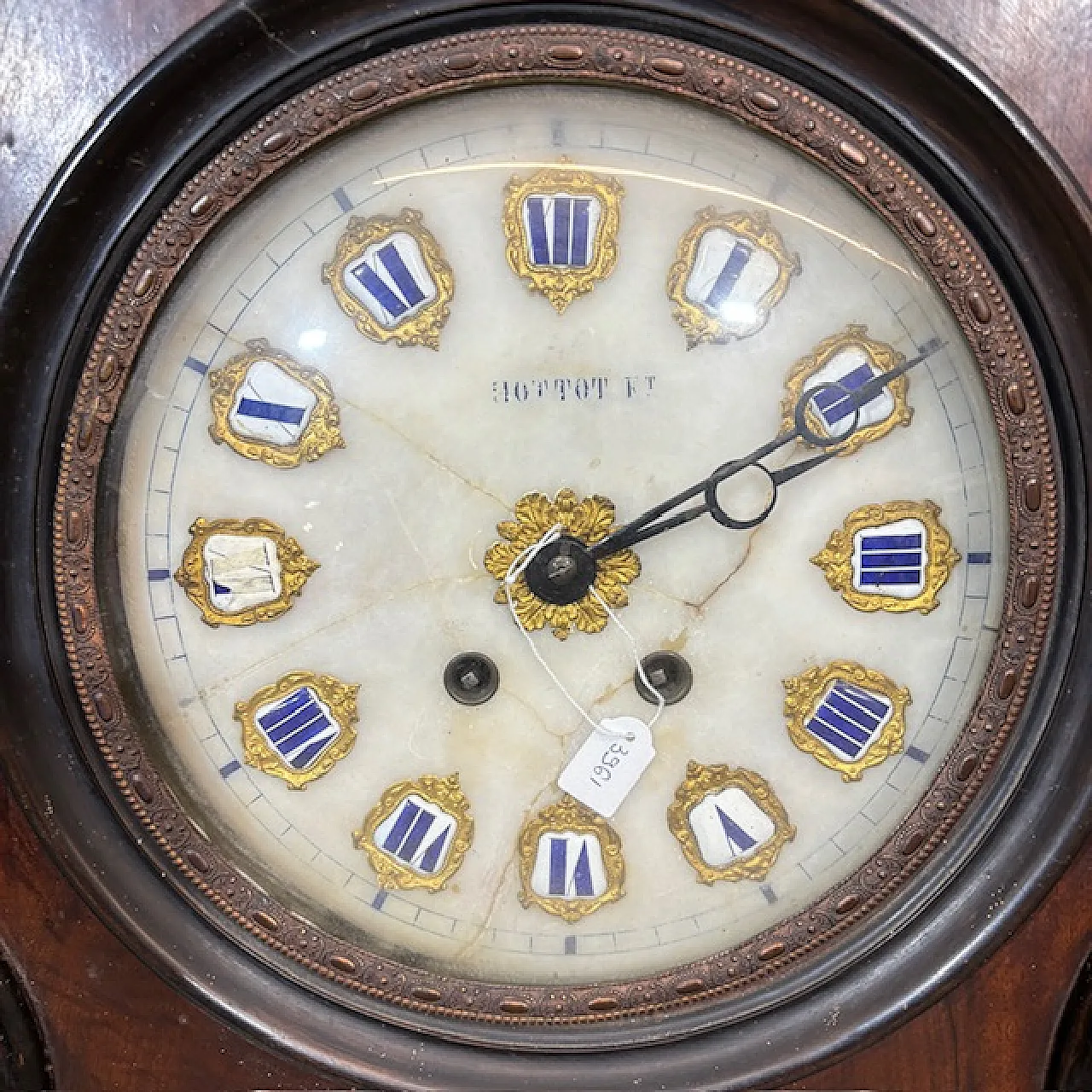 Walnut and rosewood “Ox's eye” wall clock, 1850 3