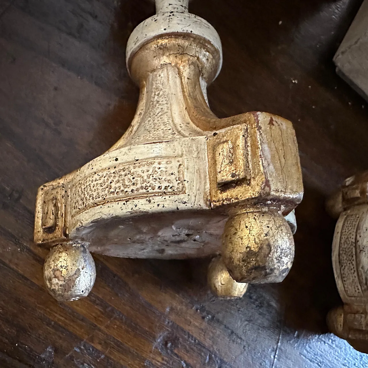 Pair of Louis XVI candlesticks in lacquered wood, 18th century 3