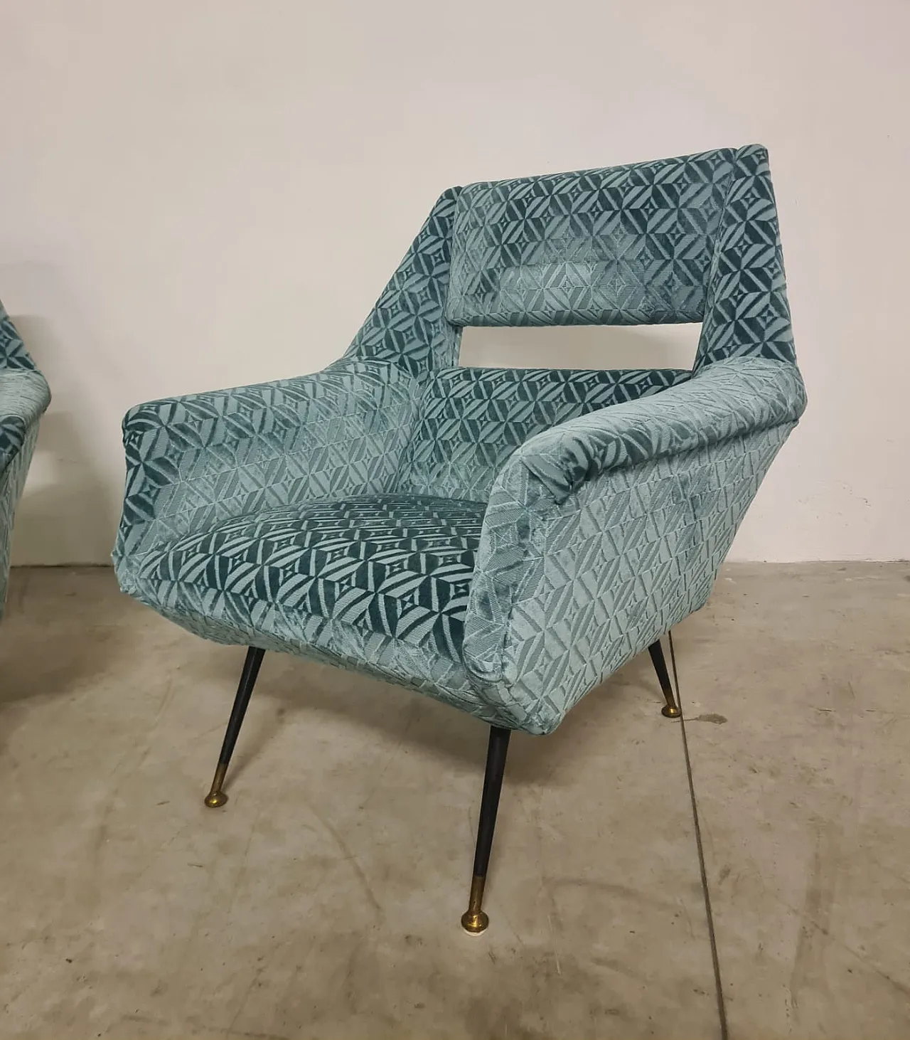 Pair of armchairs by Gigi Radice for Minotti, 50s 6