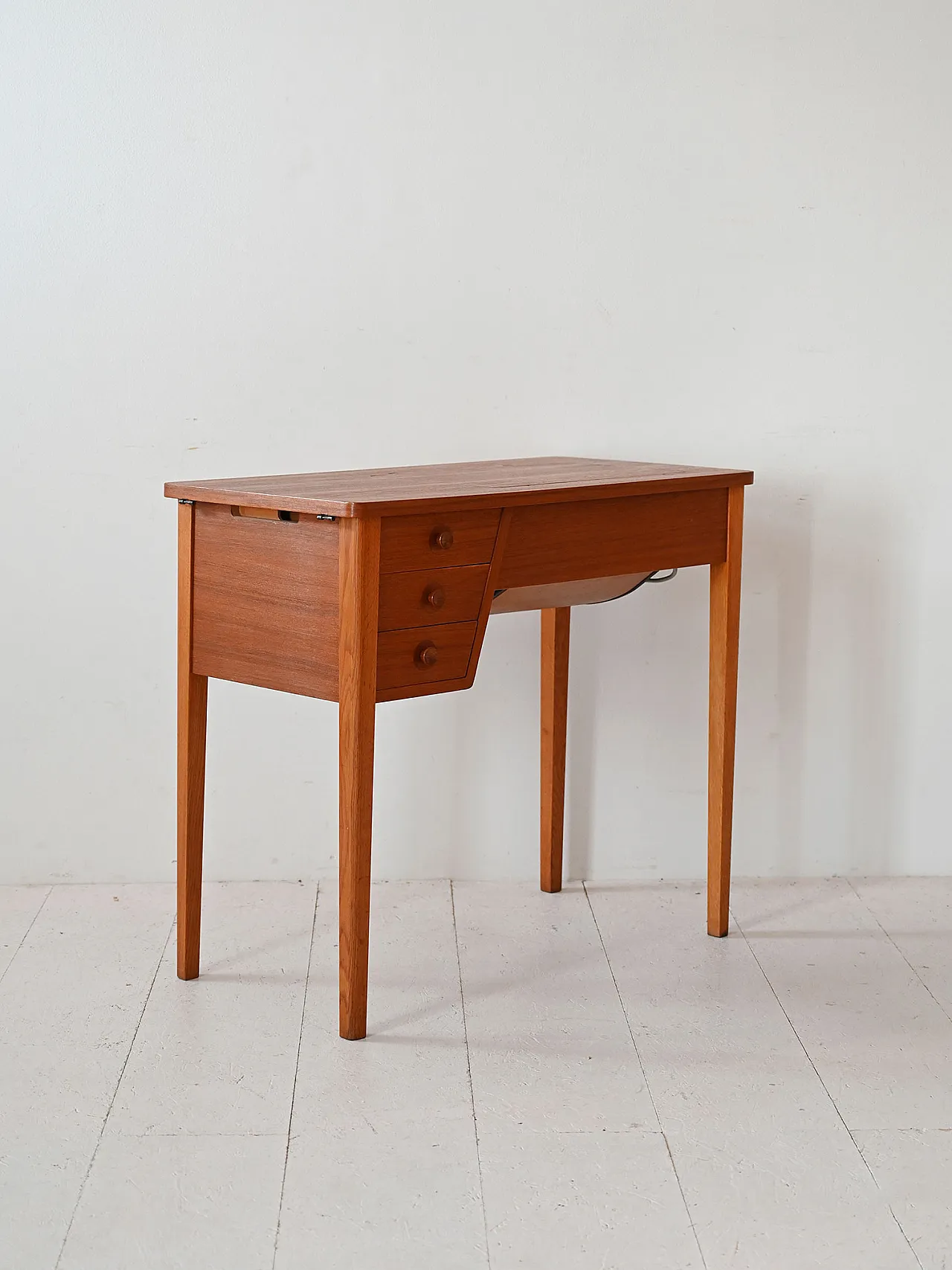 Desk with Singer sewing machine, 1970s 4