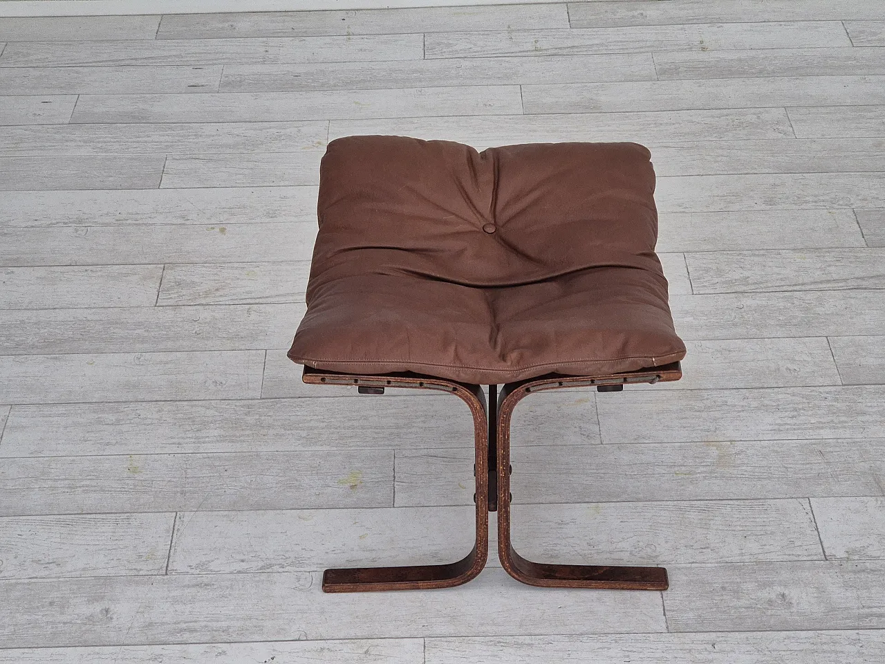 "Siesta" footstool by Ingmar Relling, Norway, 70s 9