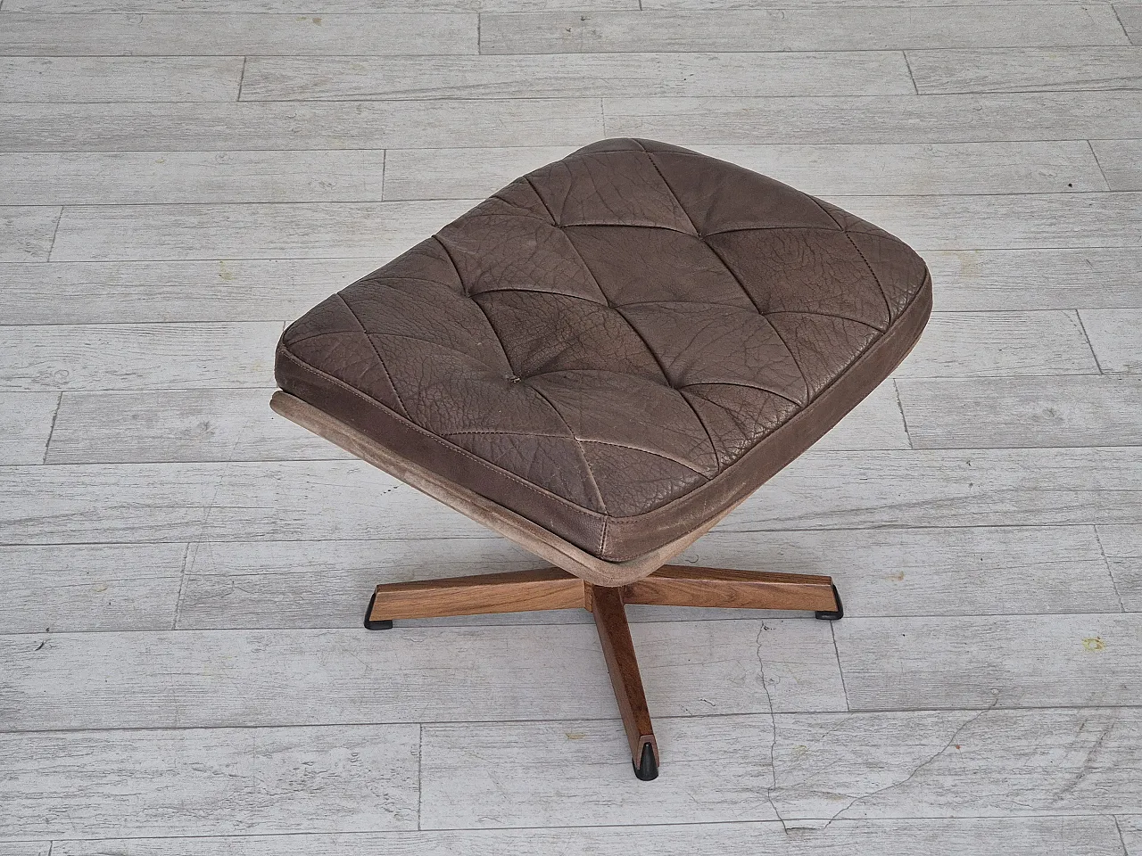 Adjustable footstool by Madsen & Schubell, 1970s 7