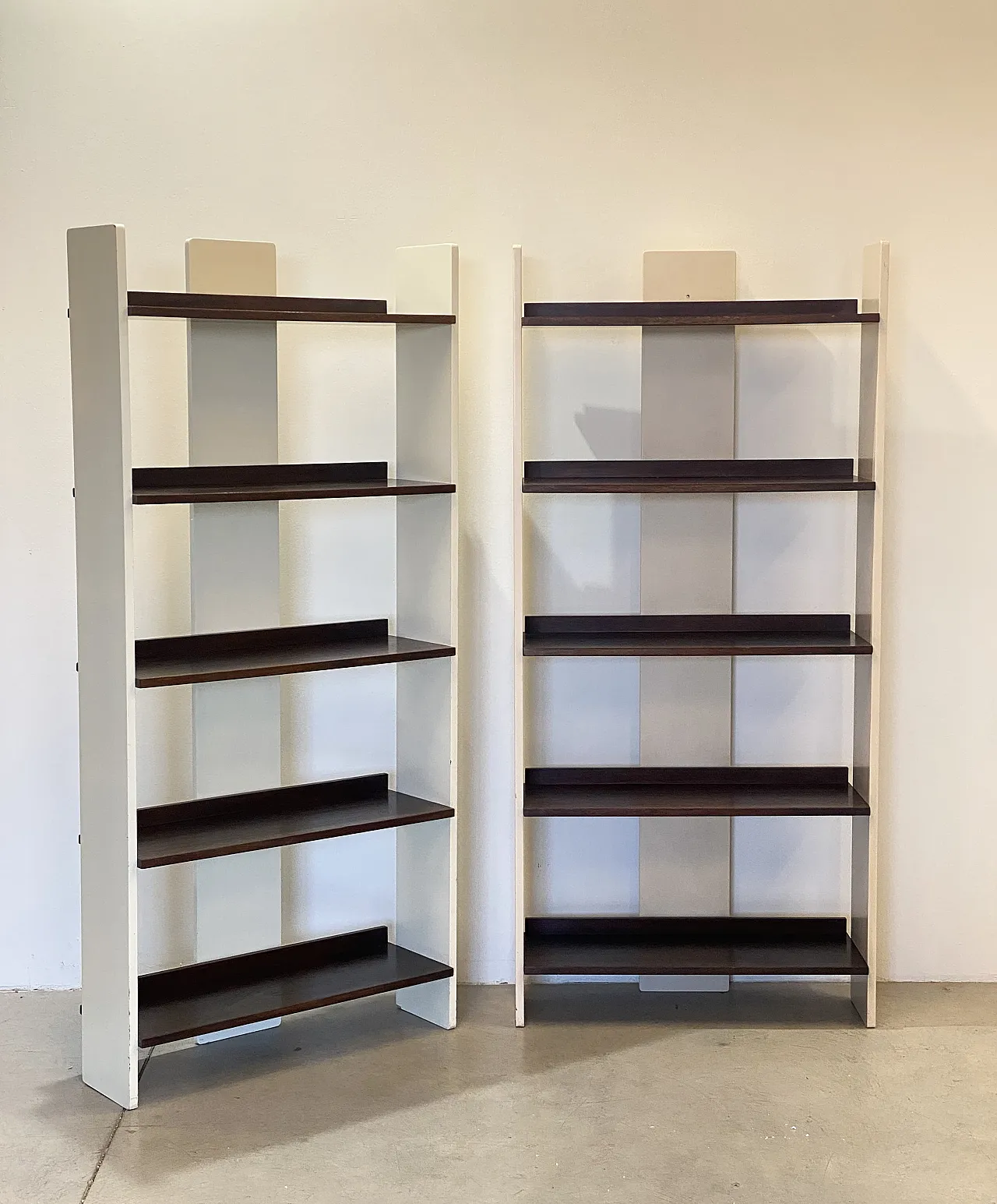 Pair of bookcases, 1960s 10